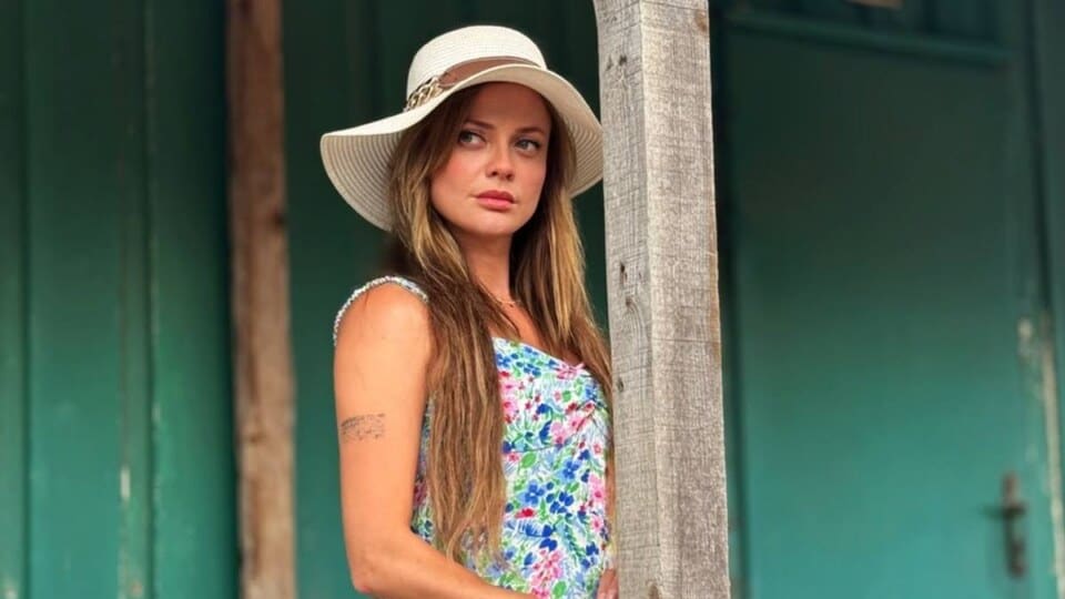 Hülya Diken iki farklı proje arasında mekik dokudu